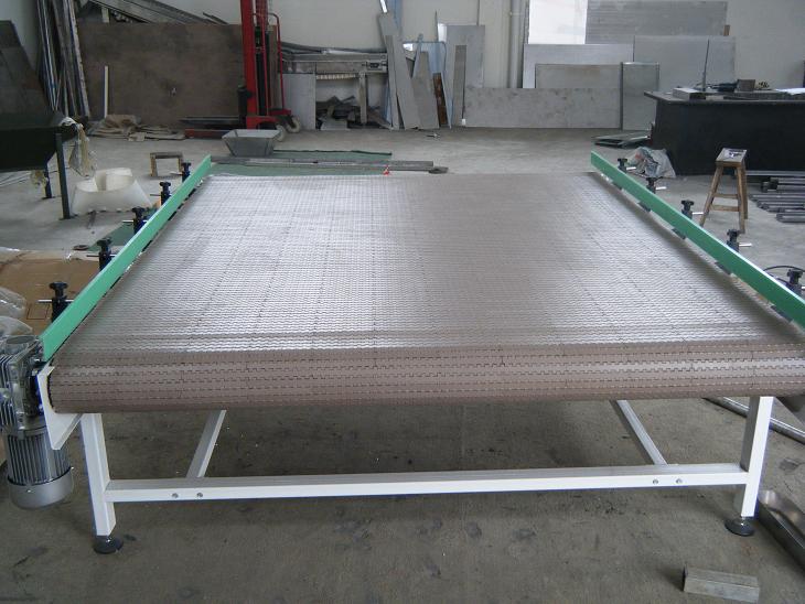 手工裝箱網(wǎng)鏈輸送